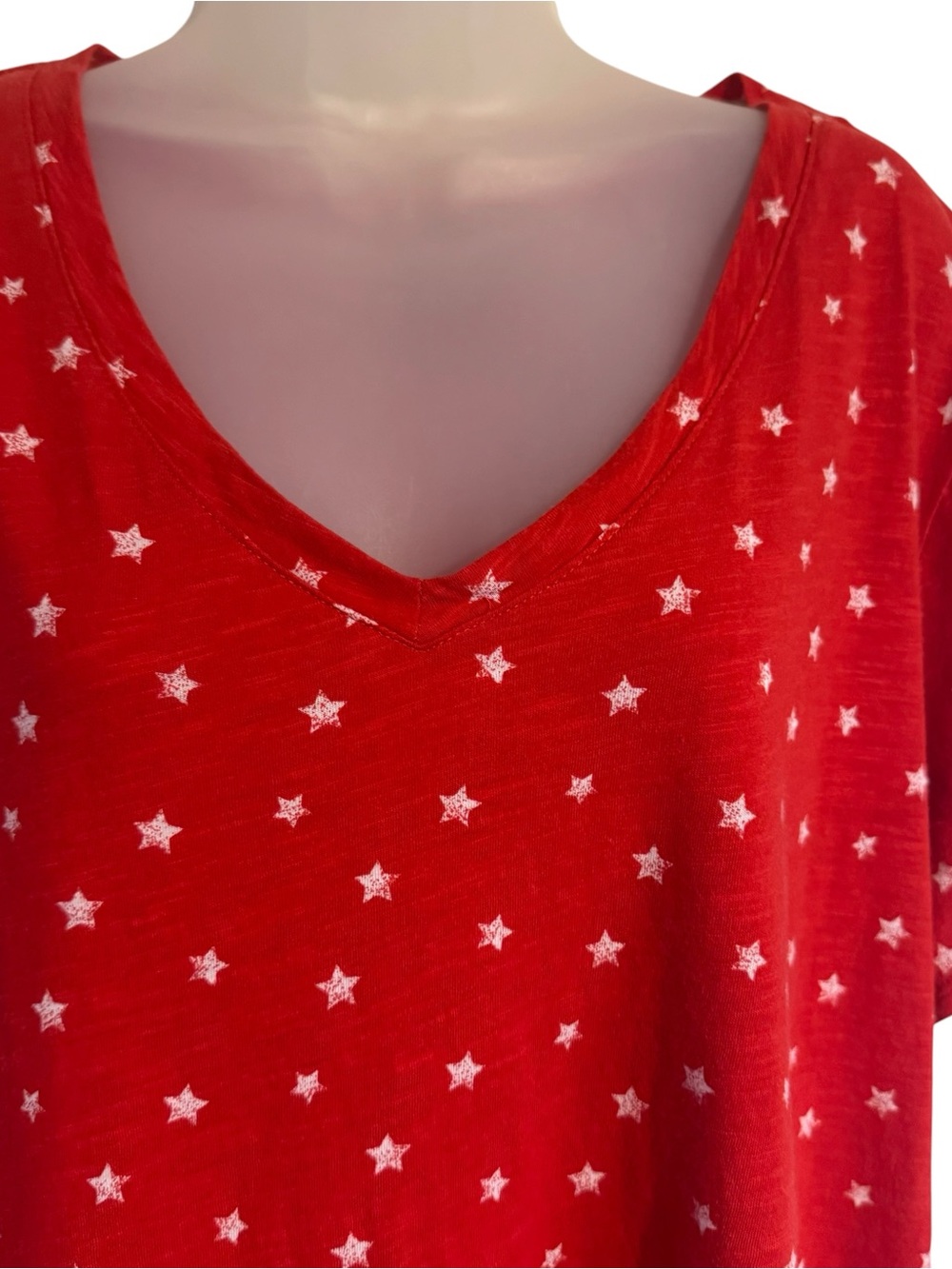 Cynthia Rowley  Red Star V-Neck Short Sleeve Tee  PLUS: 3X   #5 - Picture 2 of 7
